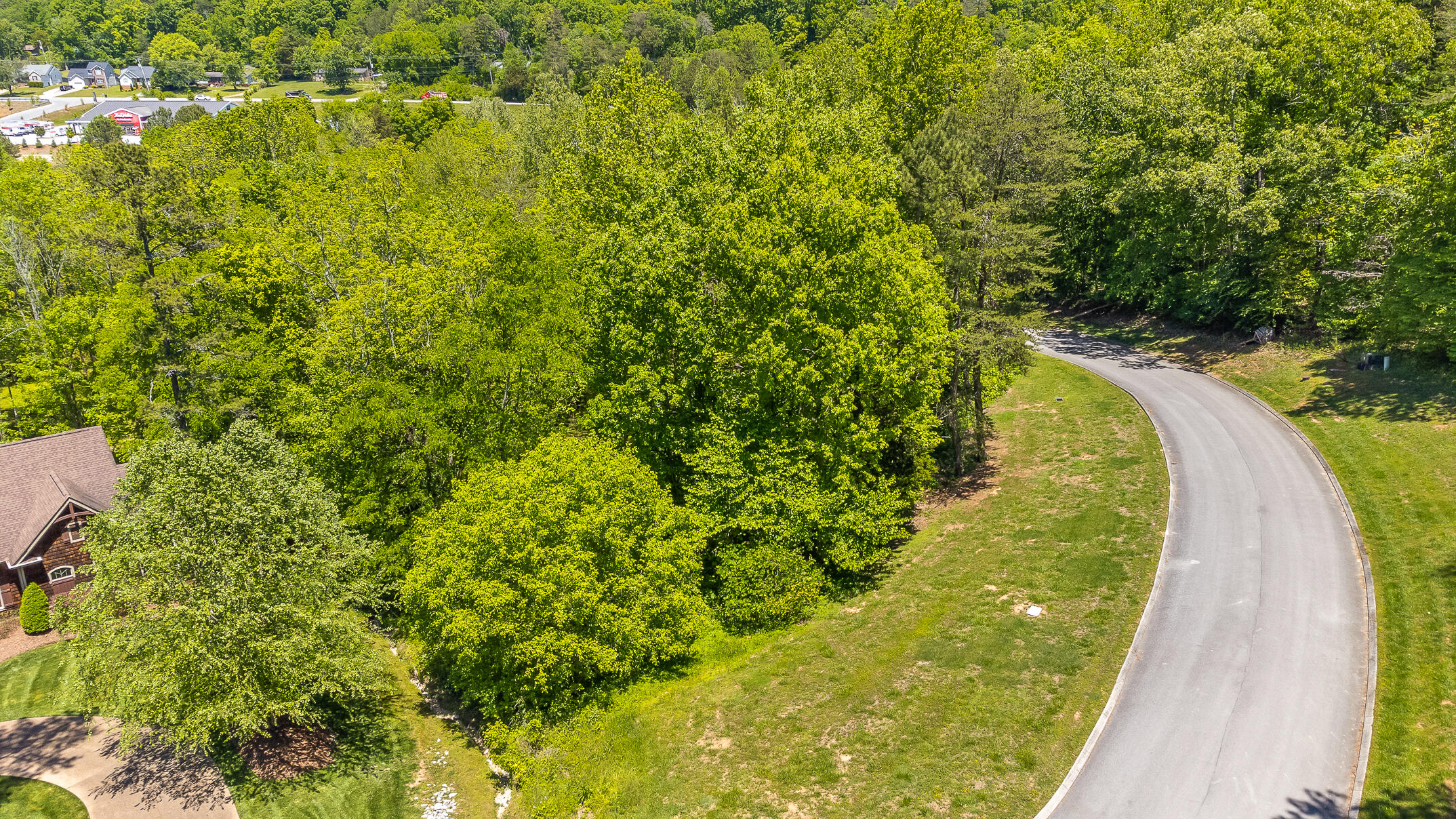1750 Oakbrook Trail