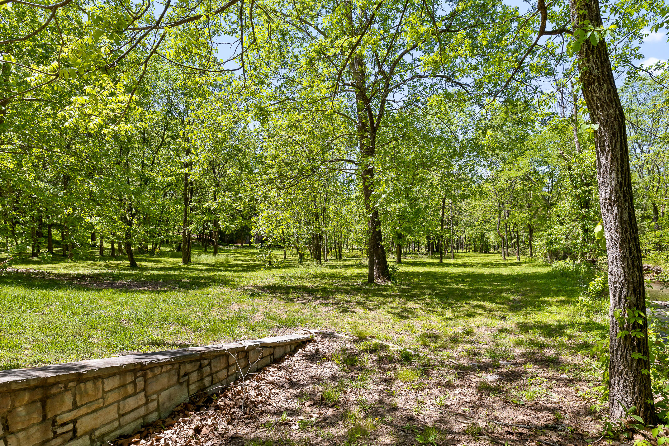 1750 Oakbrook Trail
