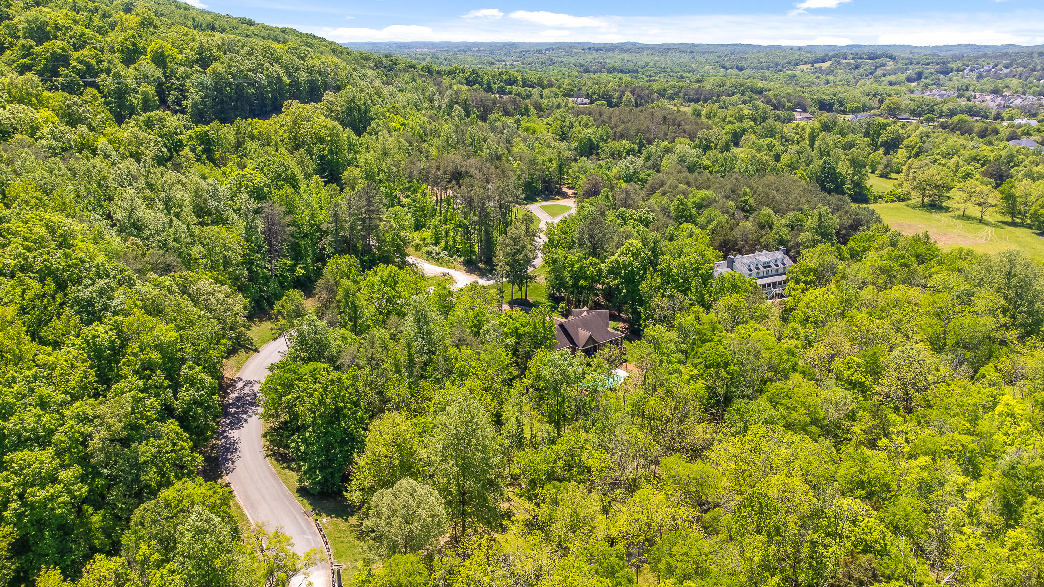 1750 Oakbrook Trail