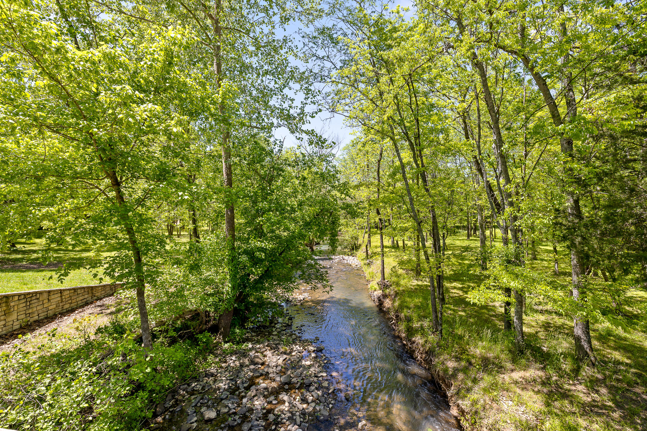 1750 Oakbrook Trail