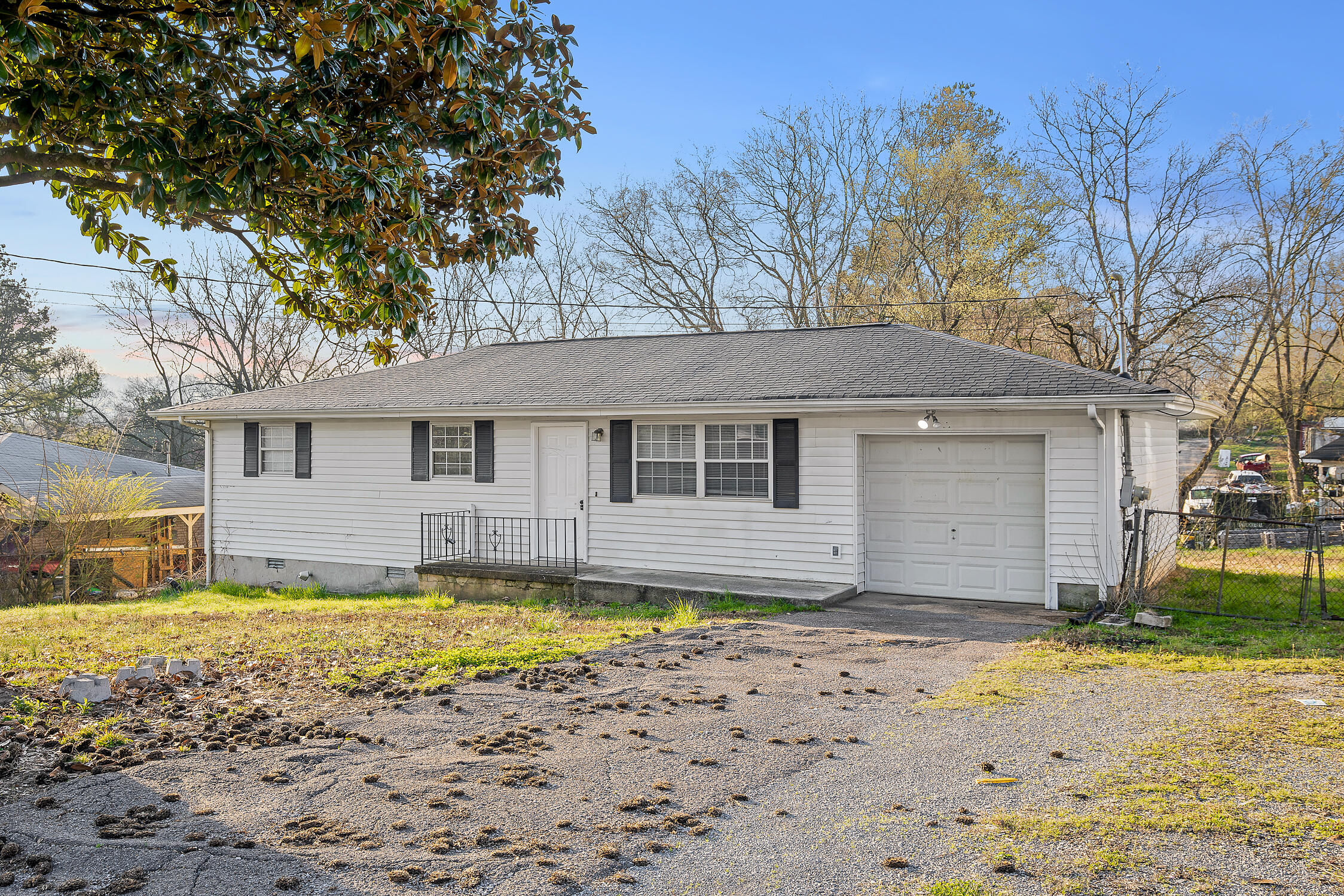 727 Mary Agnes Drive