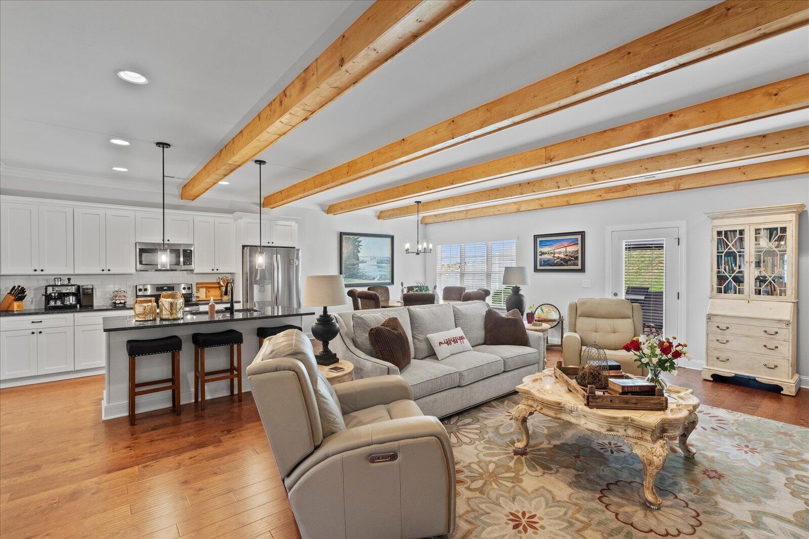 1166 Omaha Circle