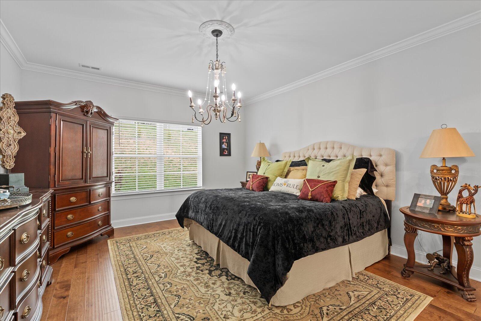 1166 Omaha Circle
