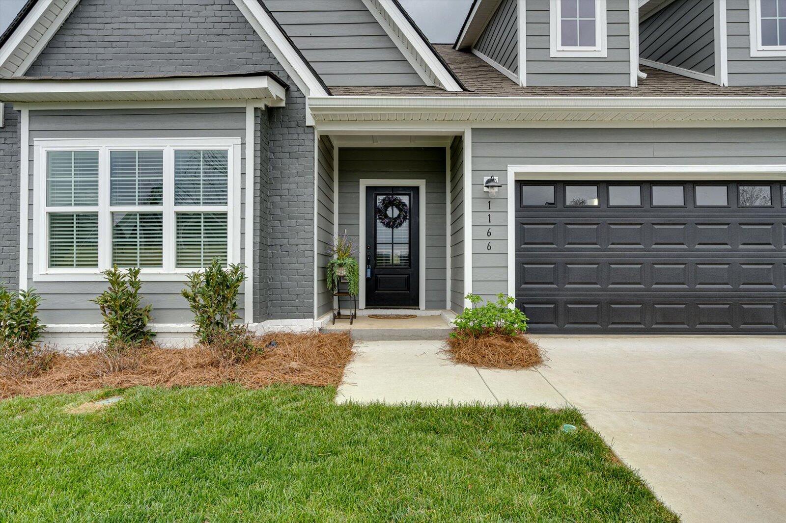 1166 Omaha Circle