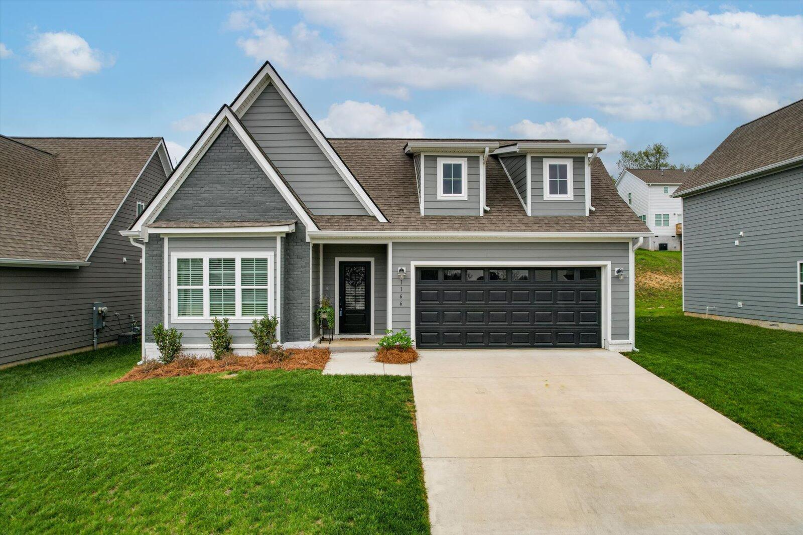 1166 Omaha Circle