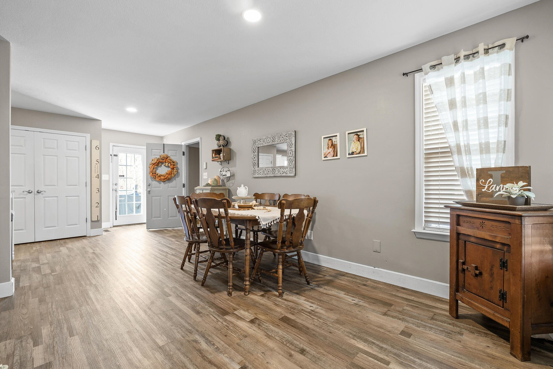 185 SW Silver Maple Circle