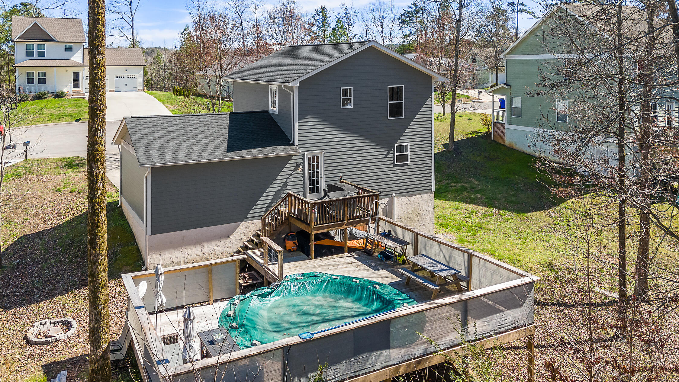 185 SW Silver Maple Circle
