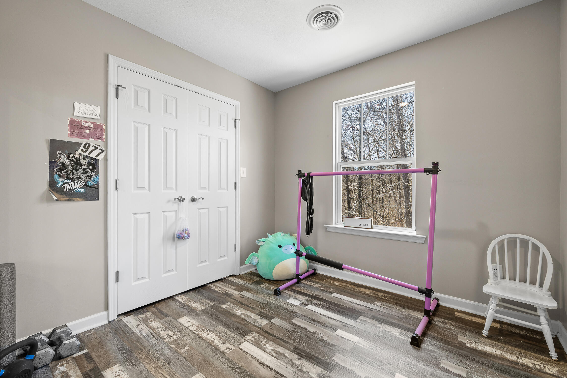 185 SW Silver Maple Circle
