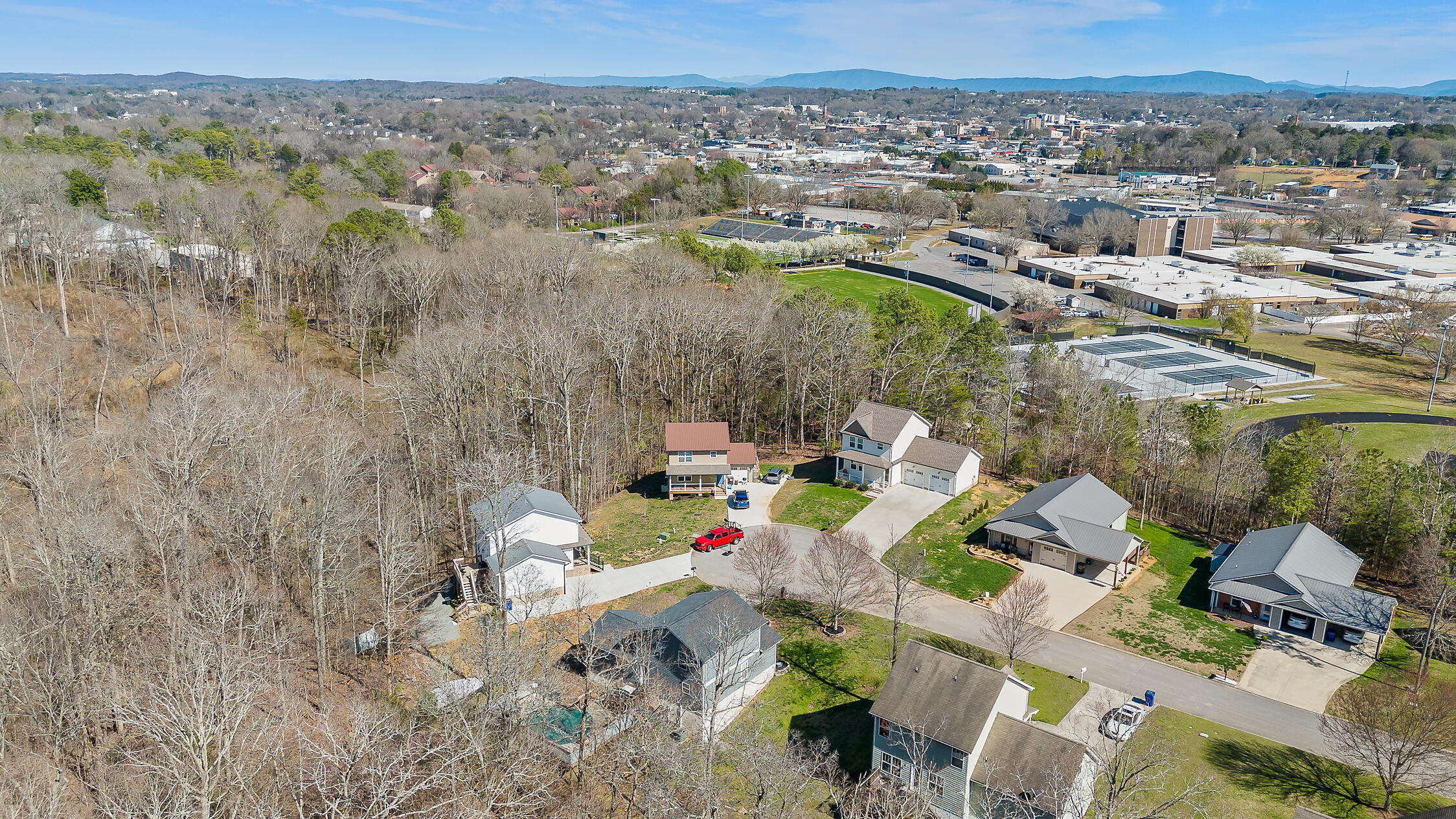 185 SW Silver Maple Circle