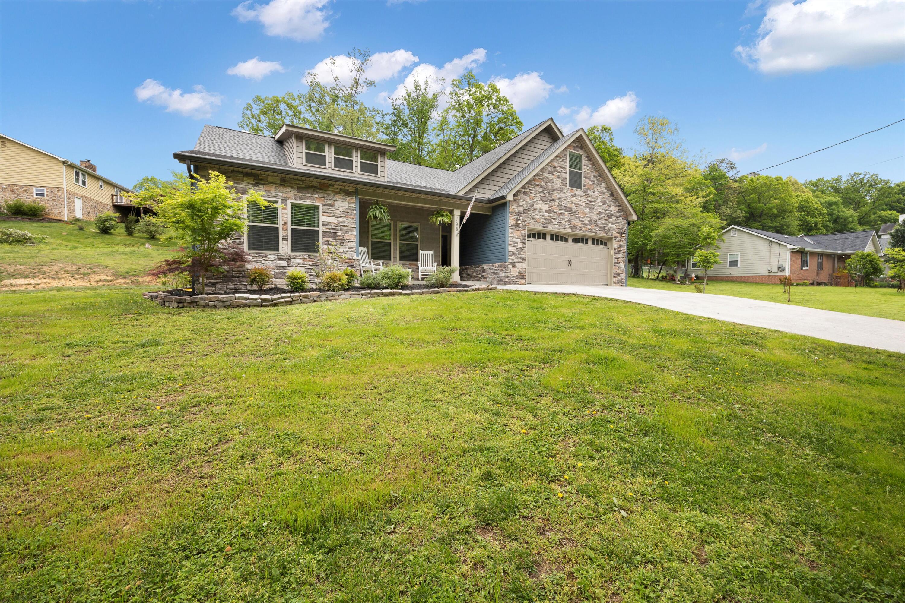 198 Hickory Ridge Trail