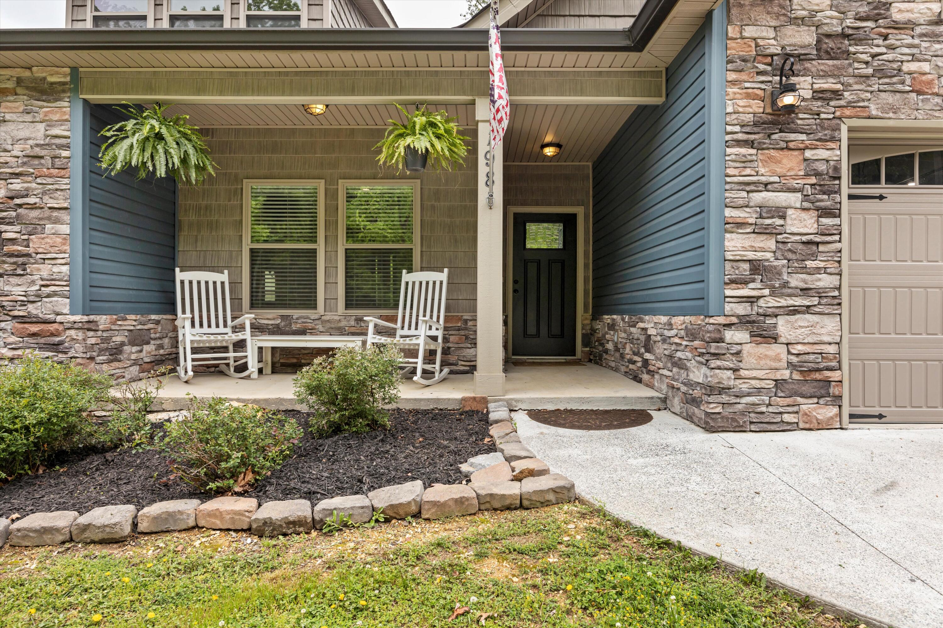 198 Hickory Ridge Trail