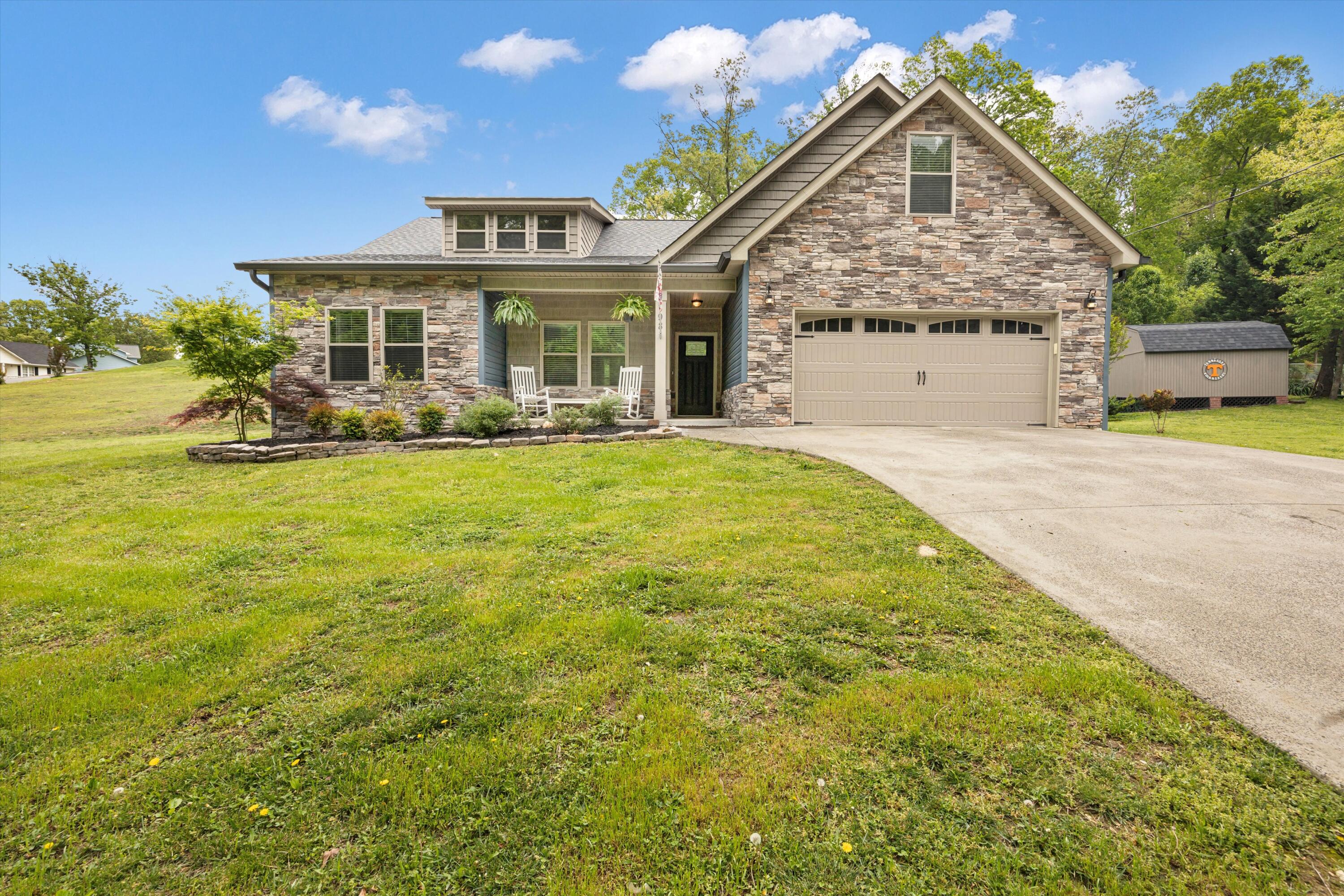 198 Hickory Ridge Trail