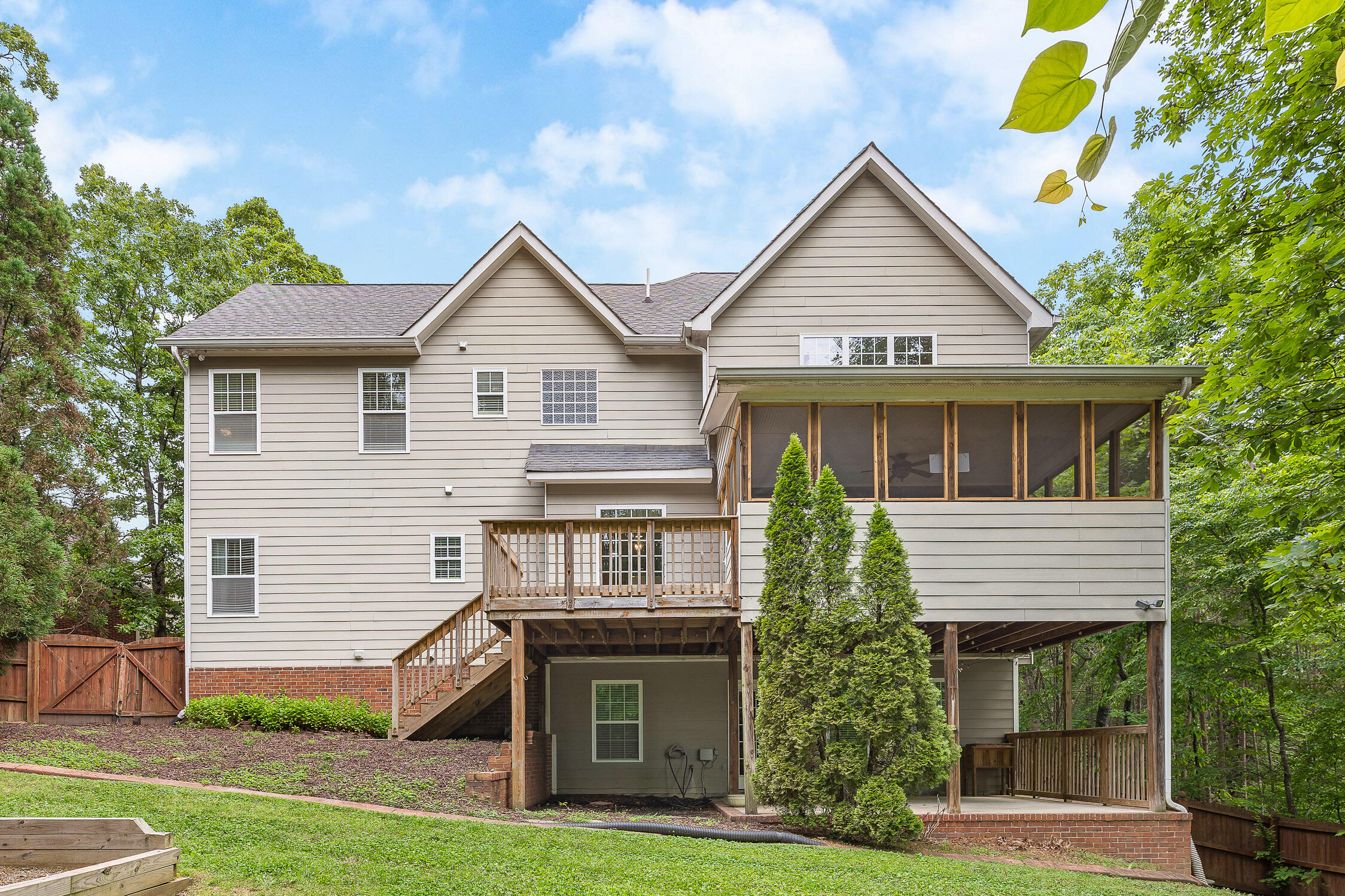 128 Windsor Lane