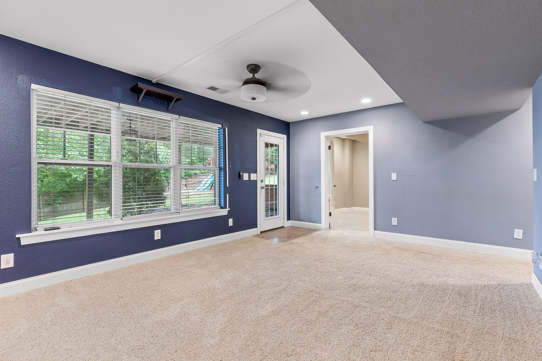 128 Windsor Lane