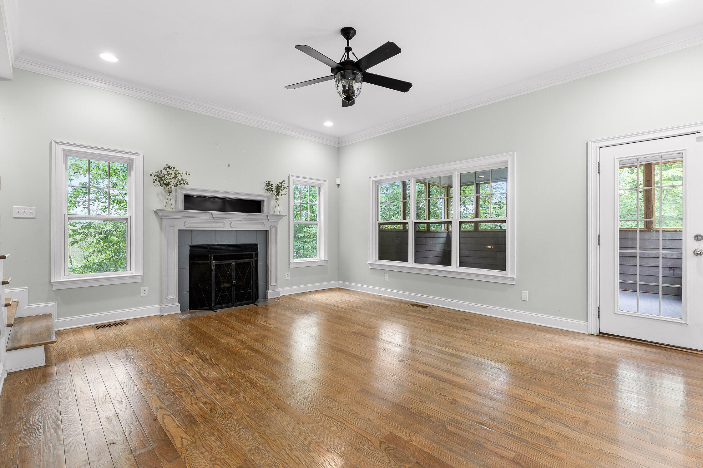 128 Windsor Lane