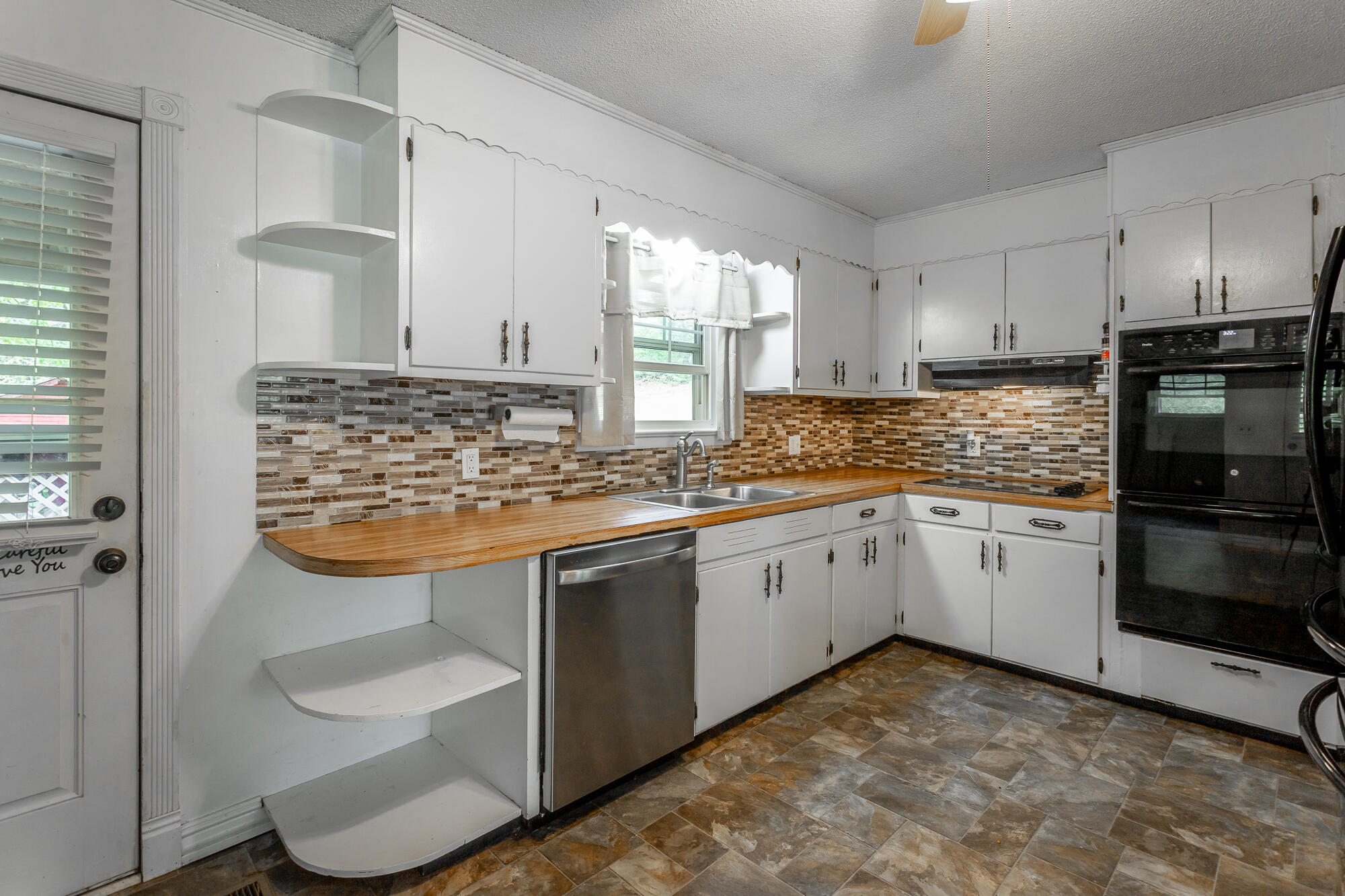 5948 Chamberlain Road, LaFayette