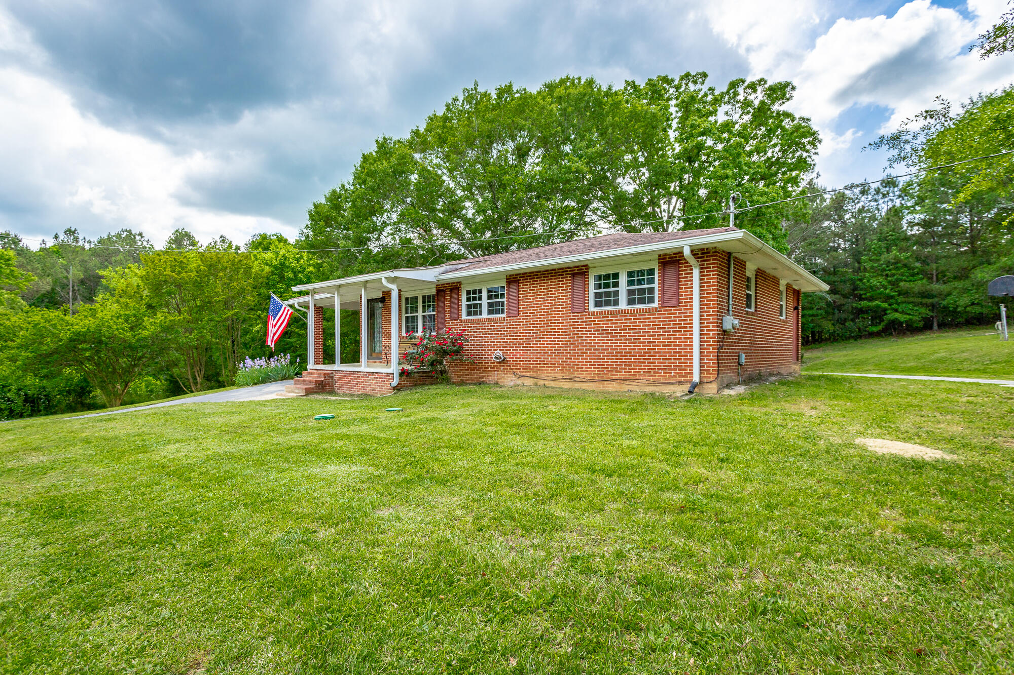 5948 Chamberlain Road, LaFayette