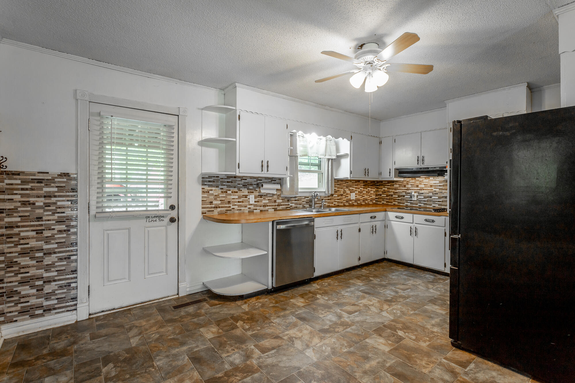 5948 Chamberlain Road, LaFayette