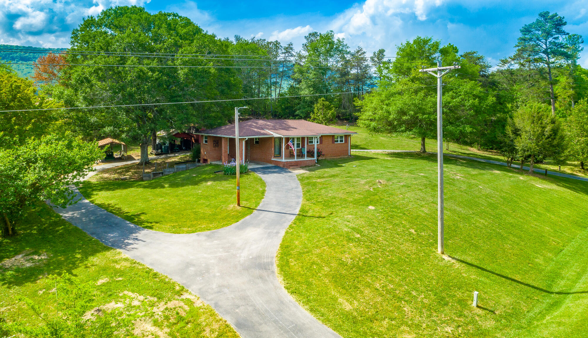 5948 Chamberlain Road, LaFayette