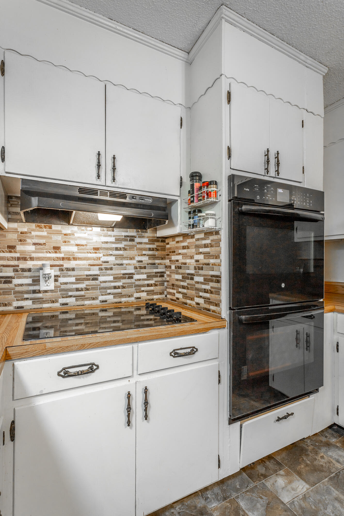 5948 Chamberlain Road, LaFayette