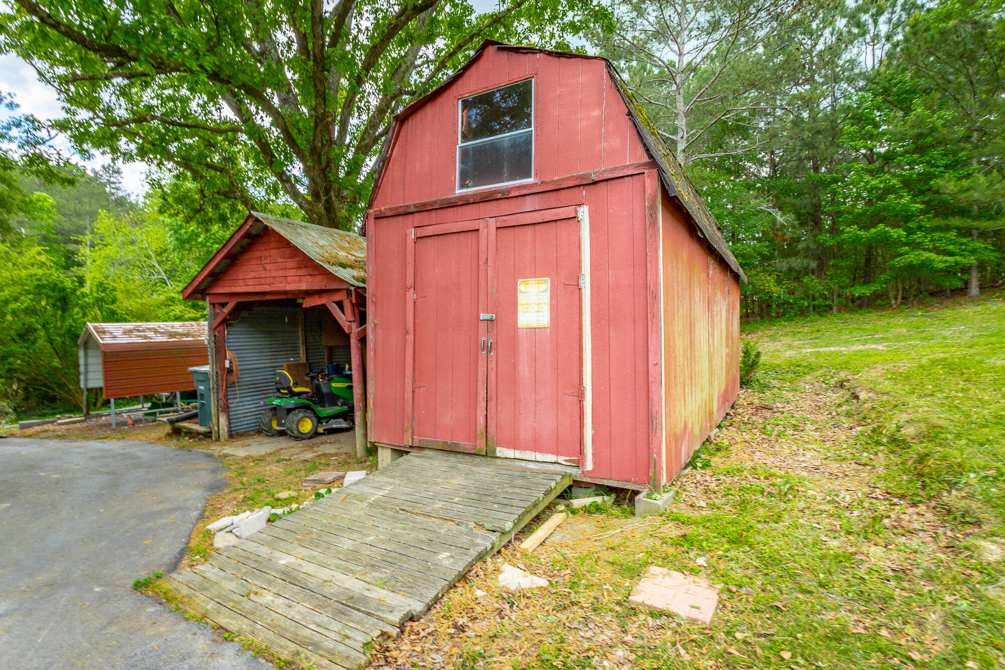 5948 Chamberlain Road, LaFayette