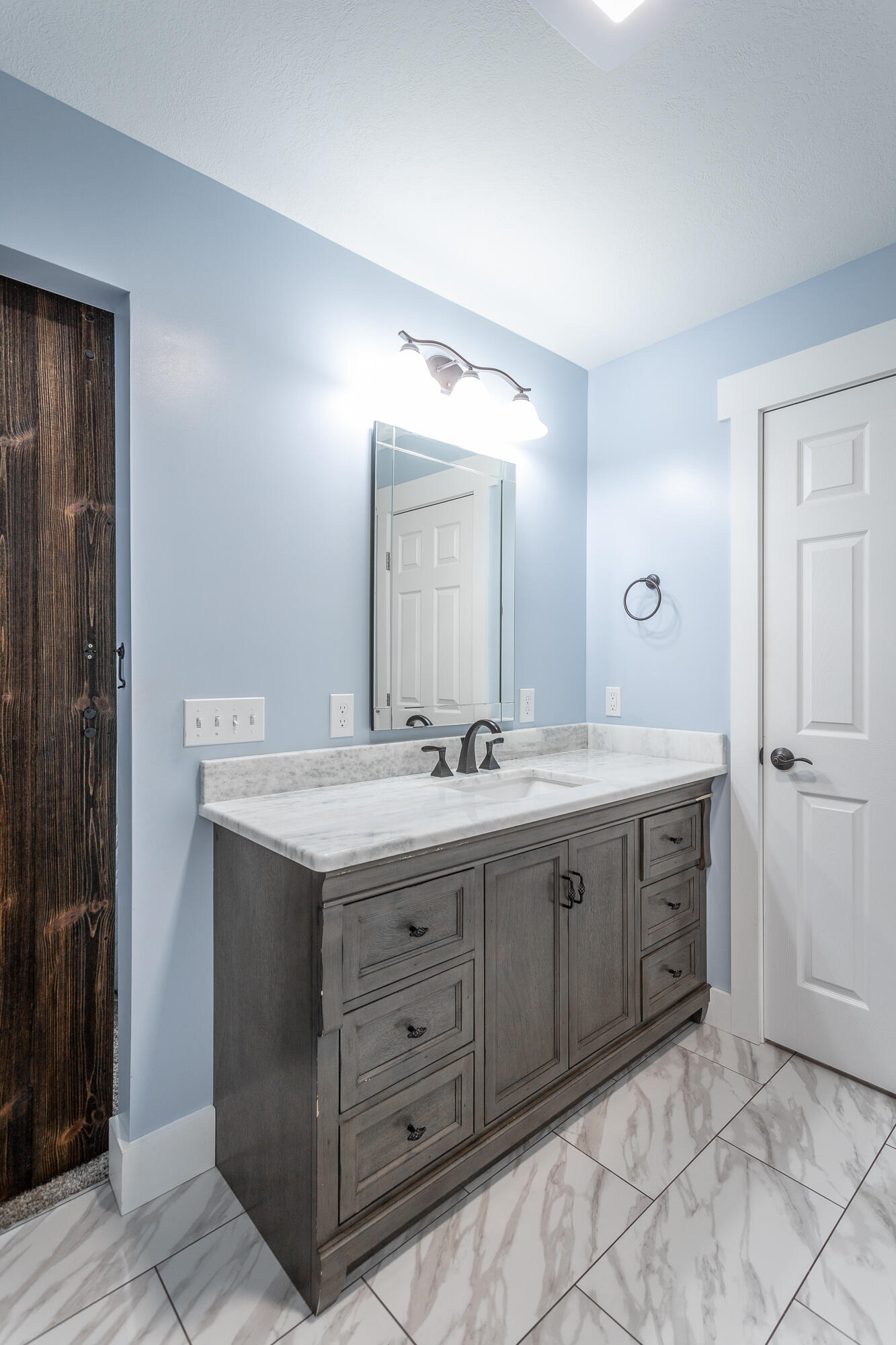 9767 Falcon Crest Drive
