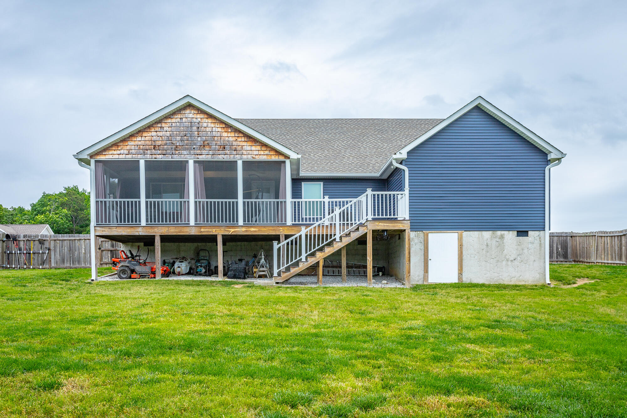 9767 Falcon Crest Drive