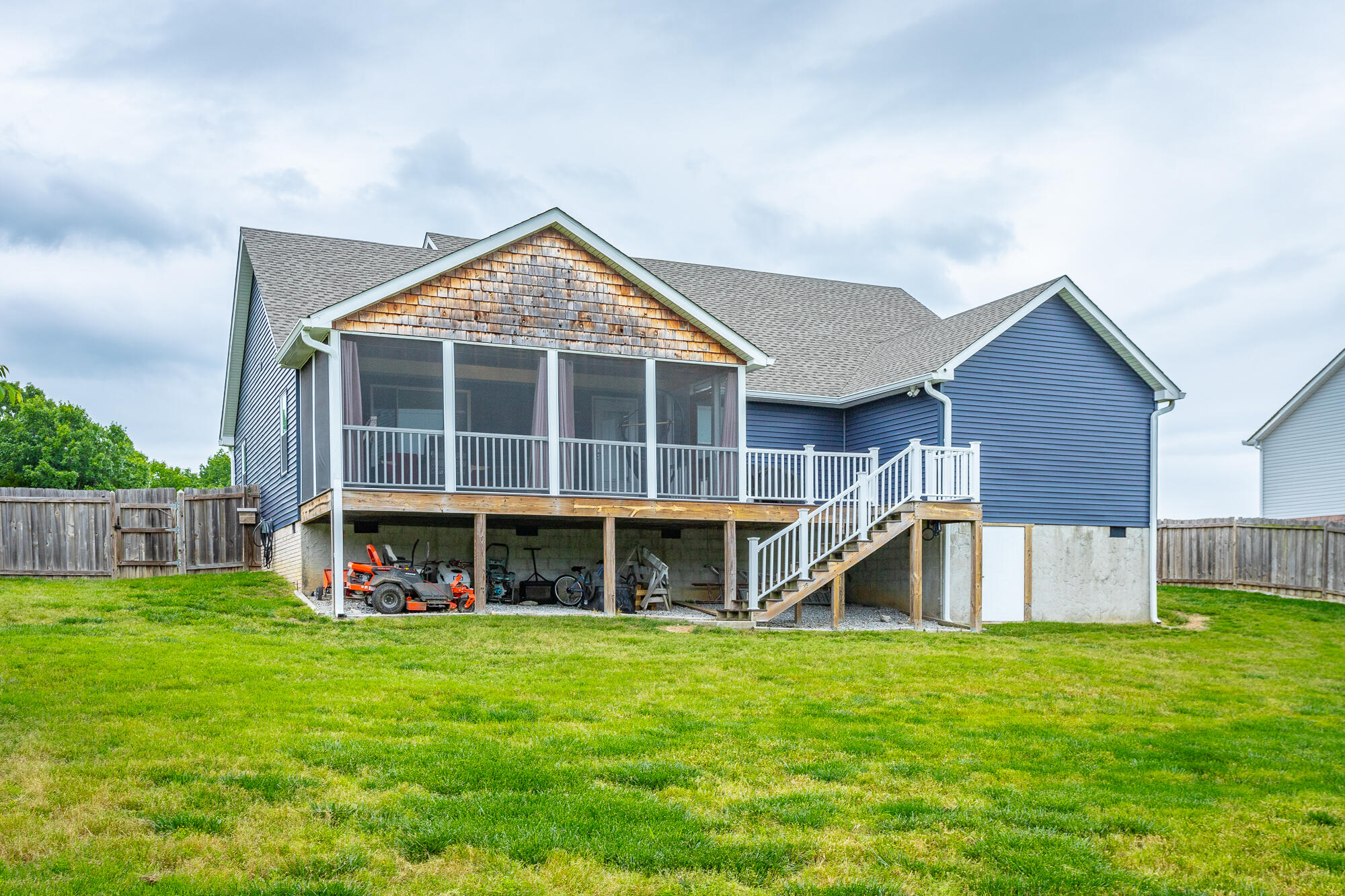 9767 Falcon Crest Drive