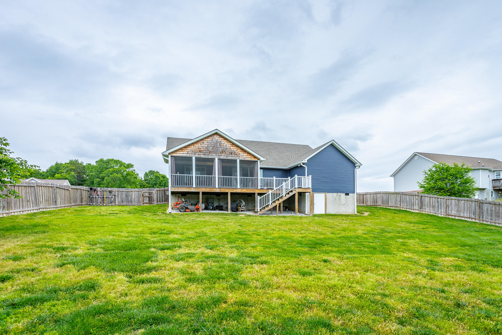 9767 Falcon Crest Drive