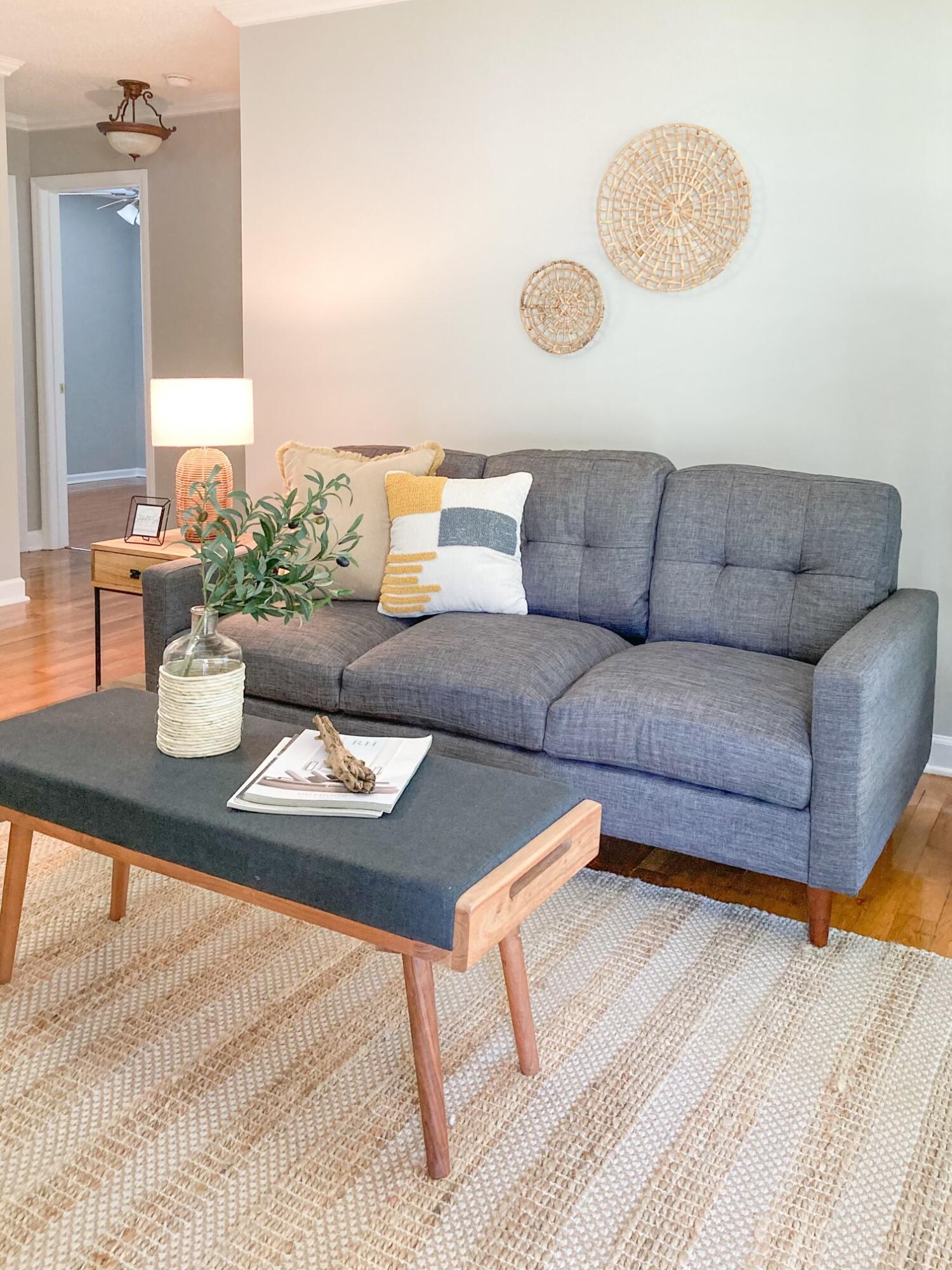 513 Hobart Lane, LaFayette