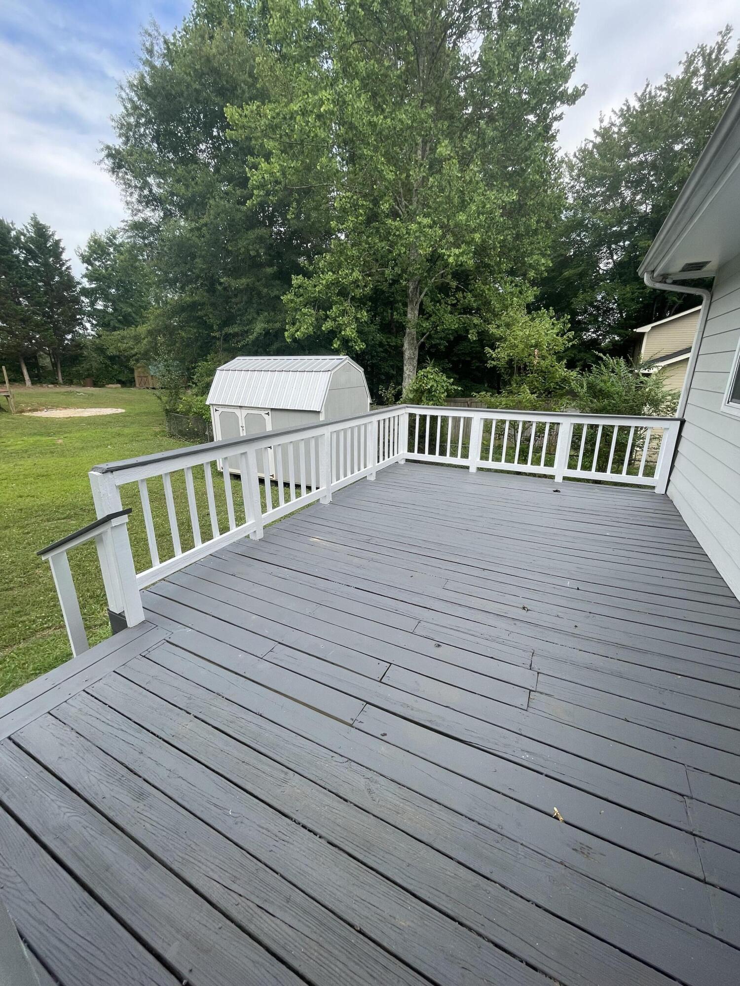 513 Hobart Lane, LaFayette