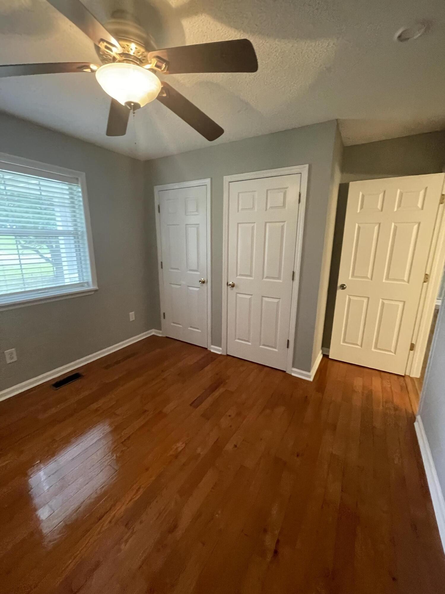 513 Hobart Lane, LaFayette