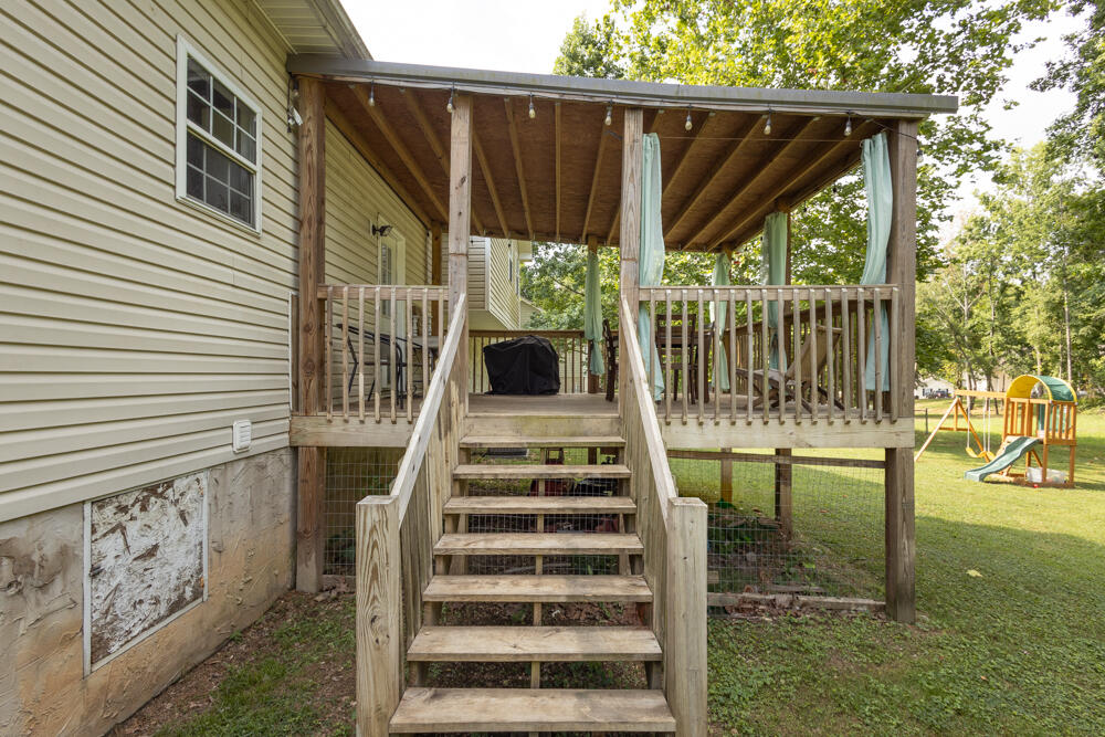 303 Ridgecrest Drive, LaFayette