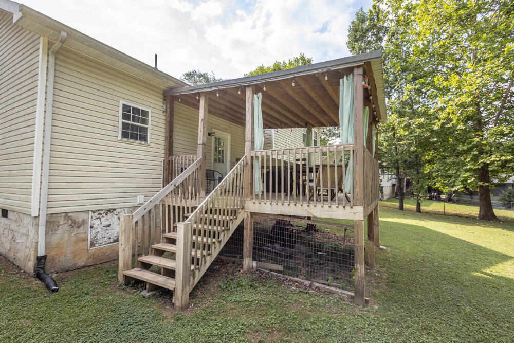303 Ridgecrest Drive, LaFayette