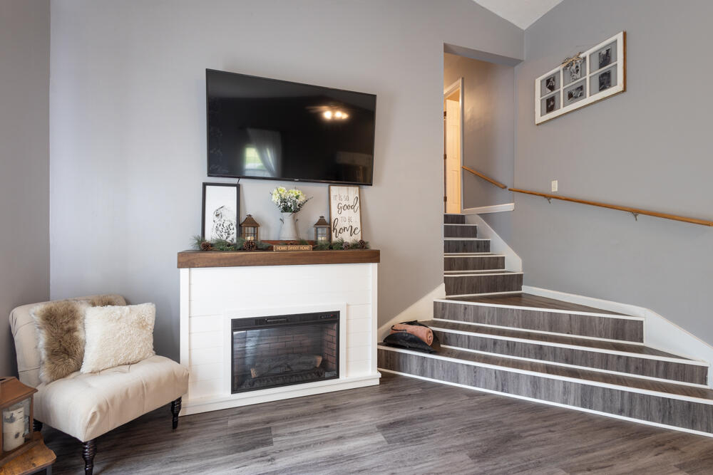 303 Ridgecrest Drive, LaFayette