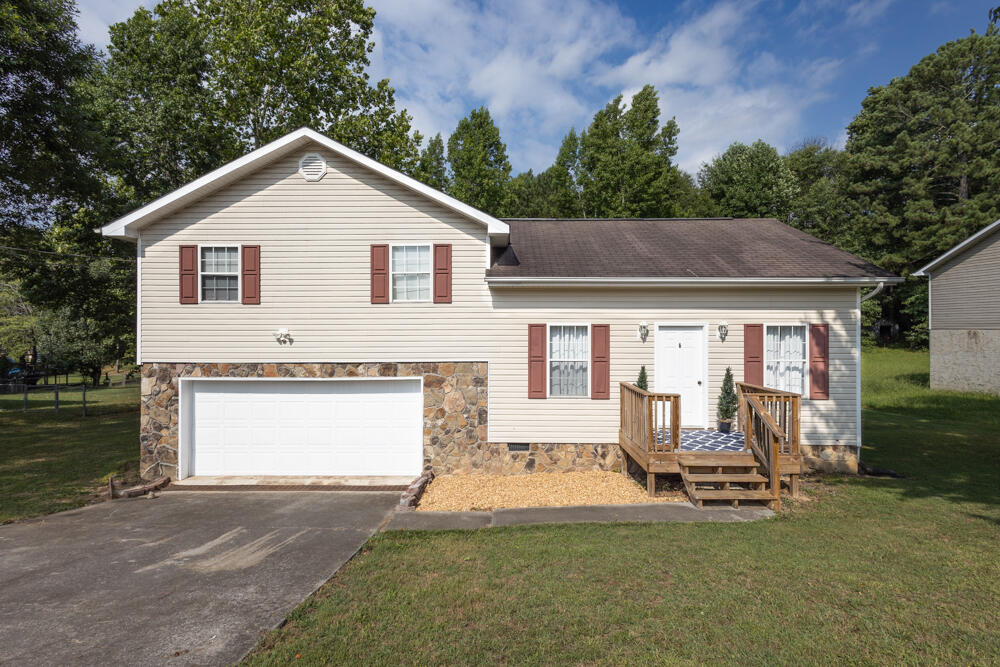 303 Ridgecrest Drive, LaFayette