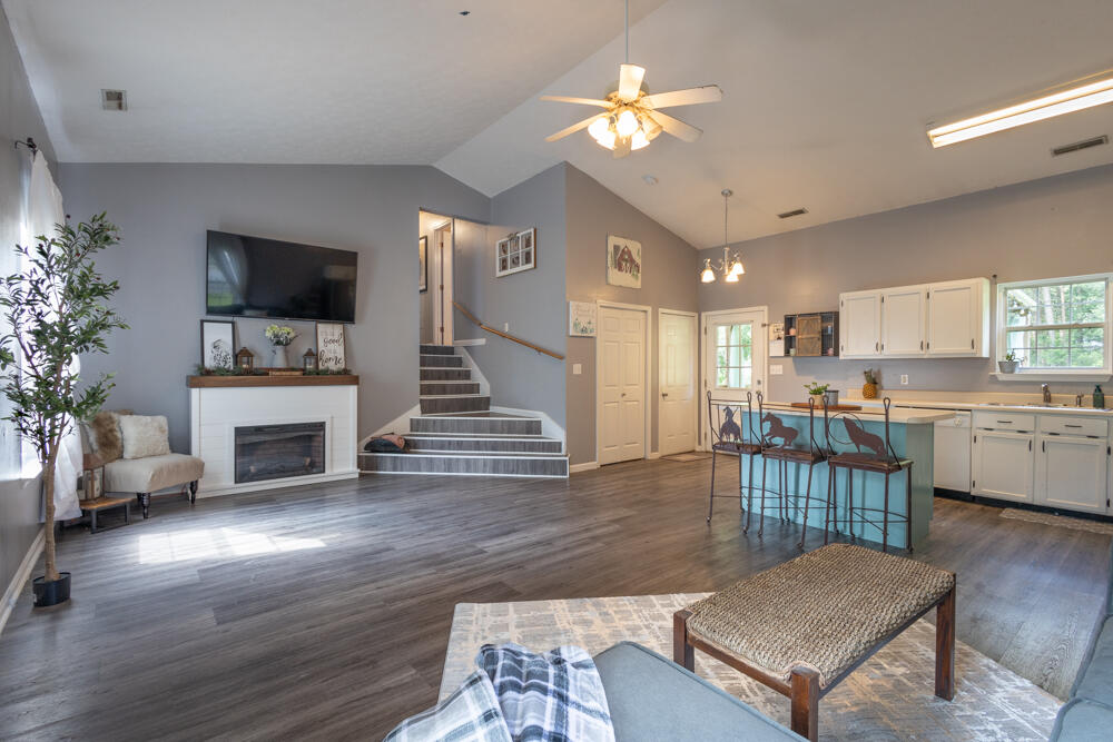 303 Ridgecrest Drive, LaFayette