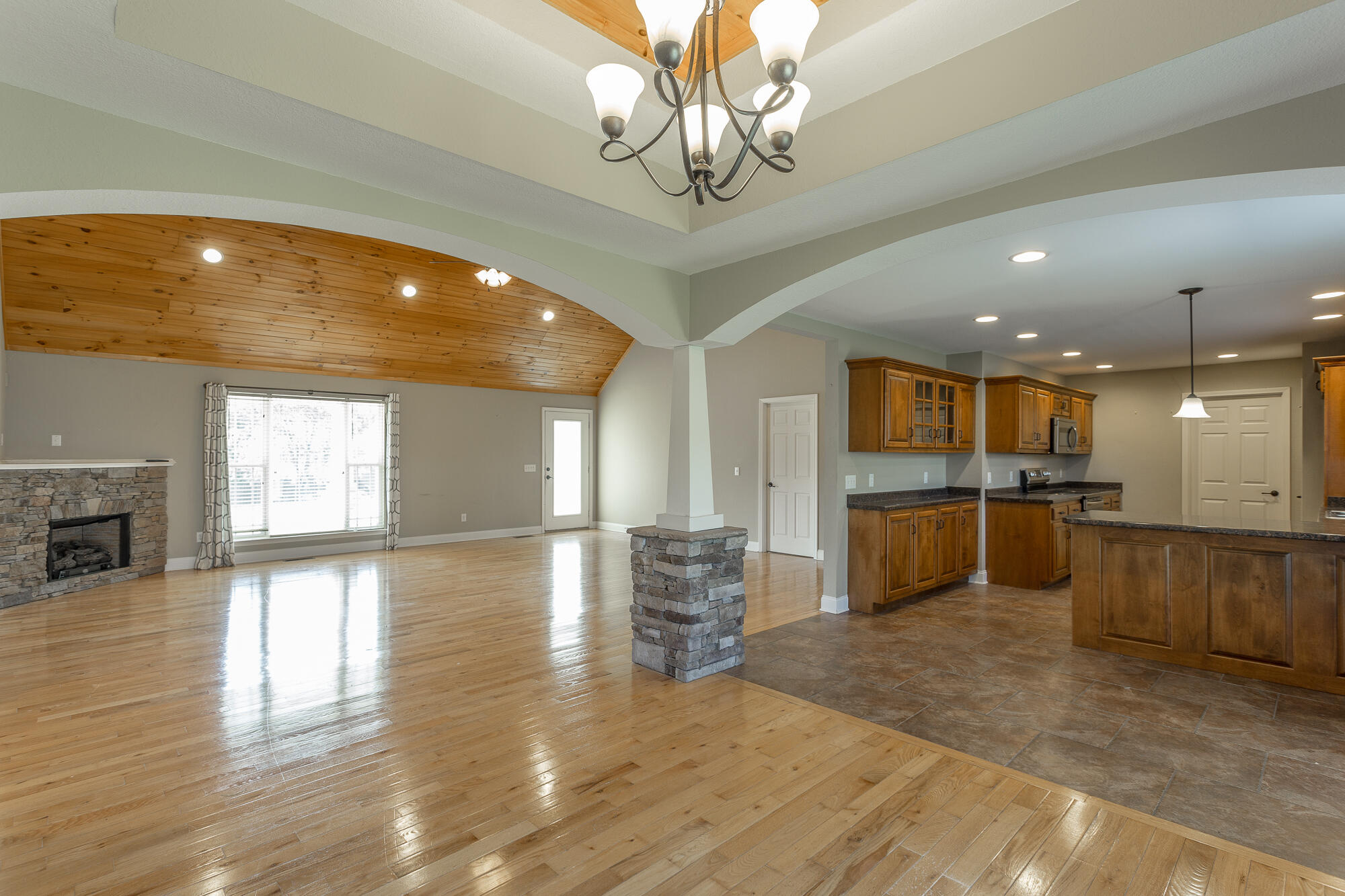 12209 Macon Way