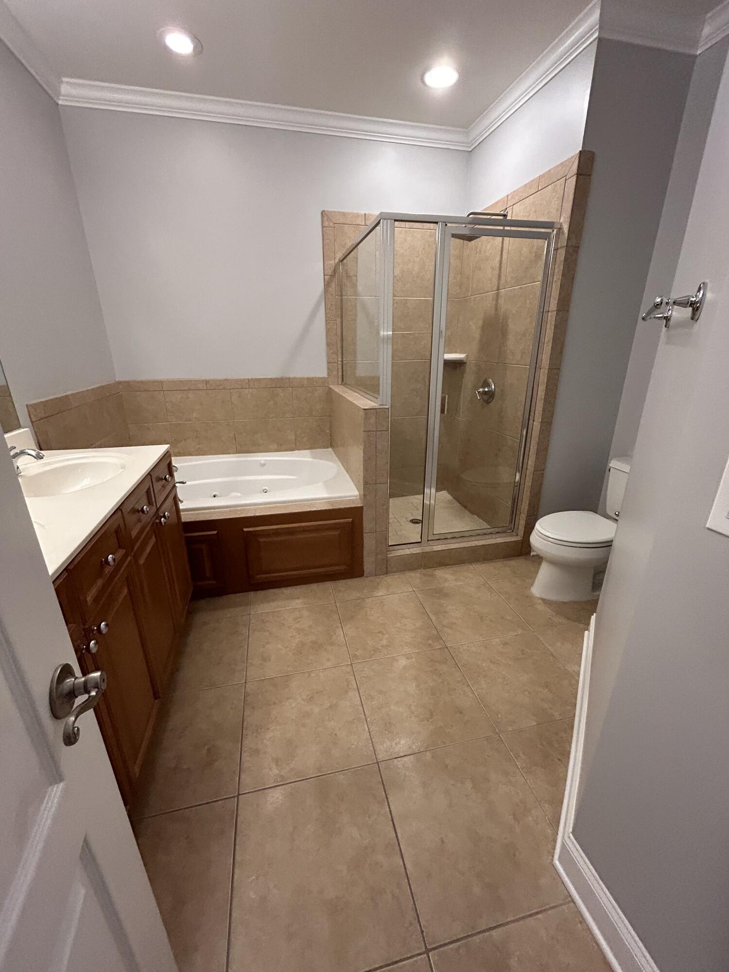 208 Renaissance Court