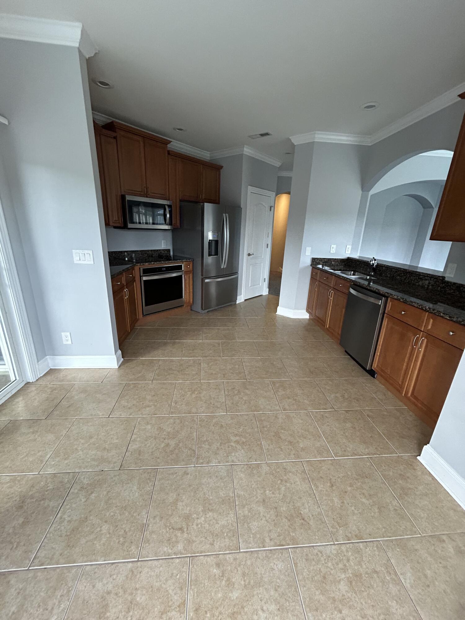 208 Renaissance Court