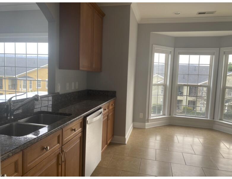 208 Renaissance Court