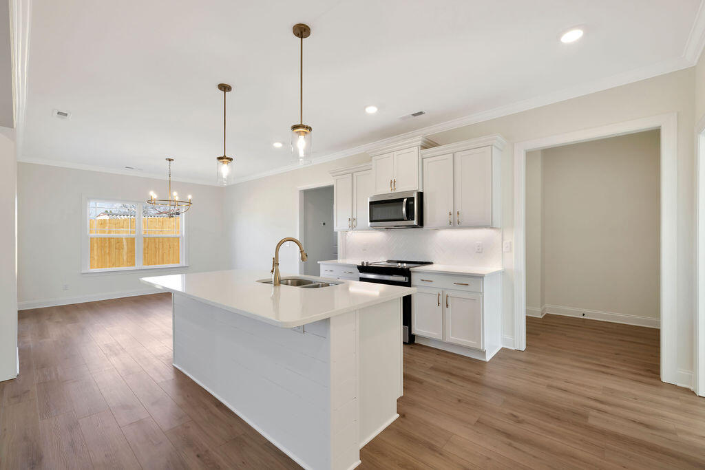 332 Winchester Drive, 67