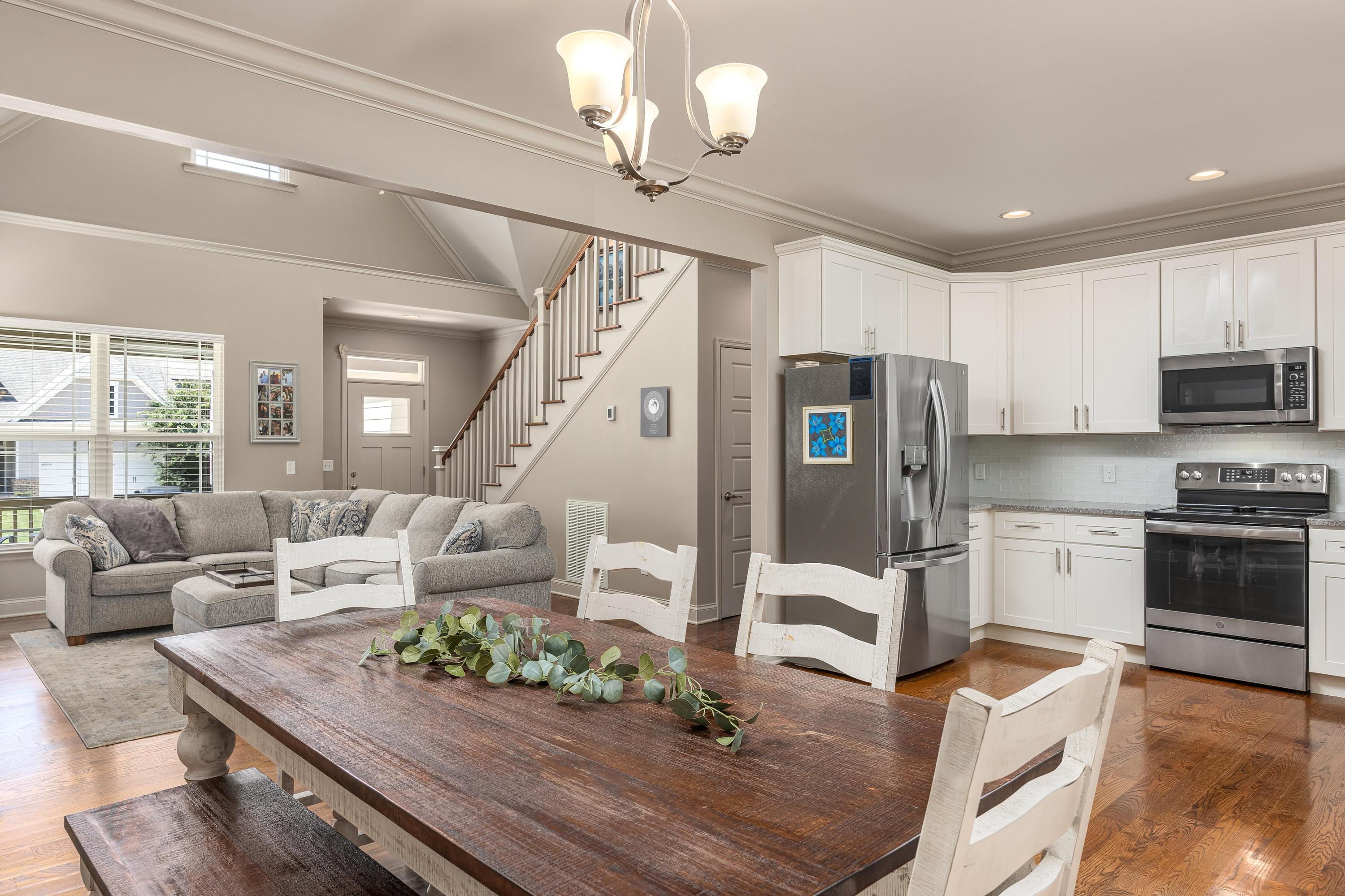 8575 Daju Court