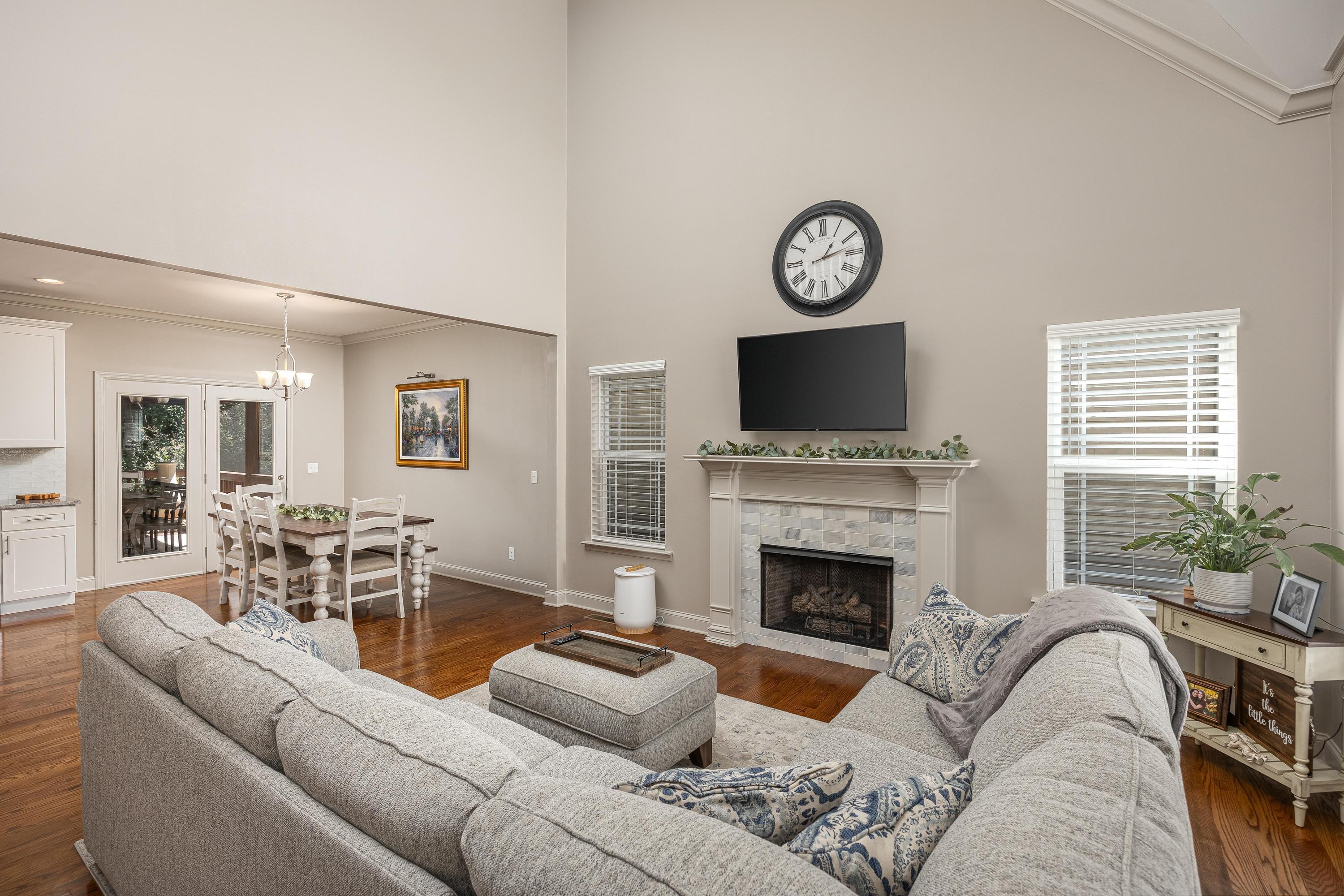 8575 Daju Court