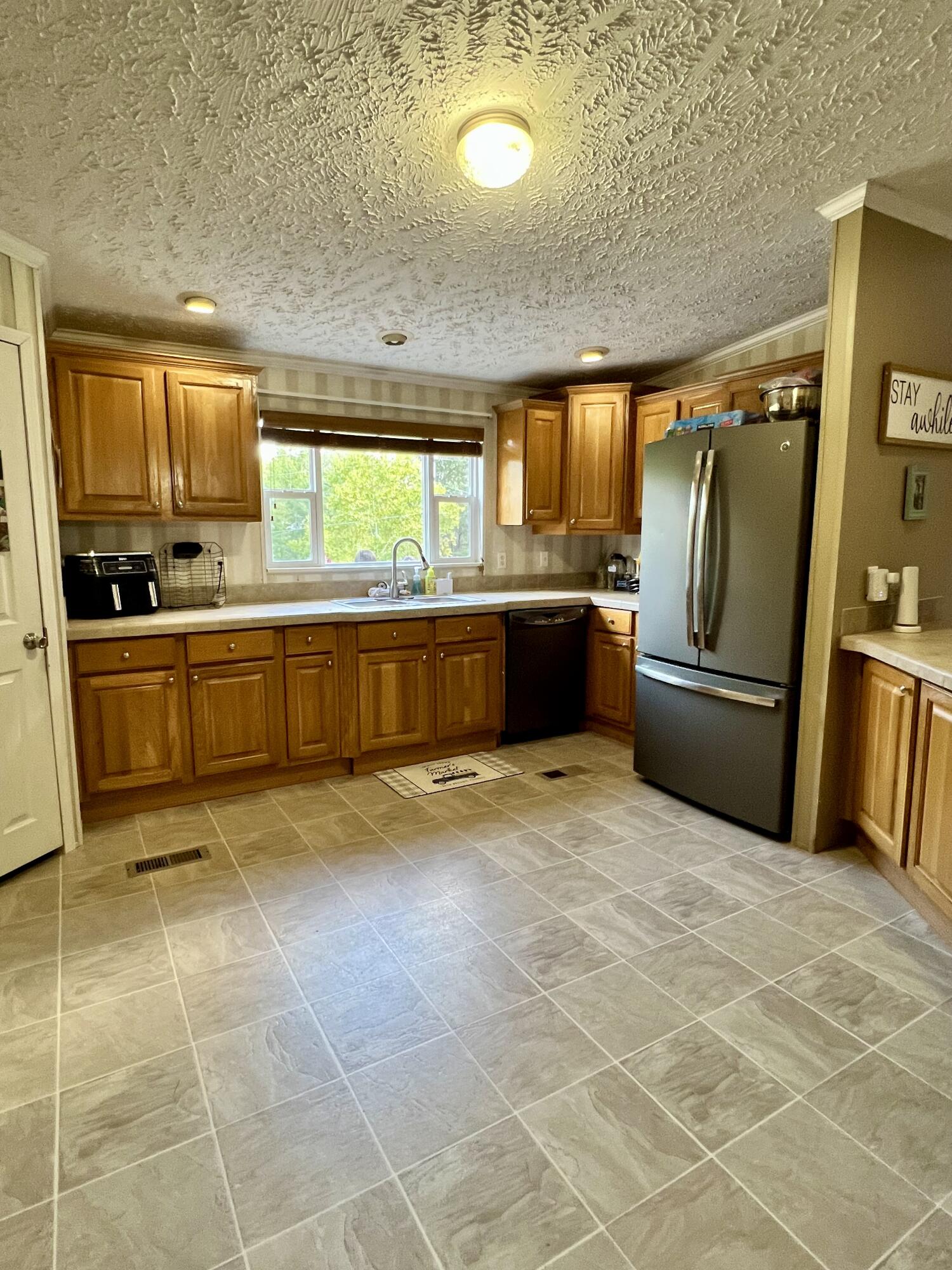 1029 Martin Ward Road