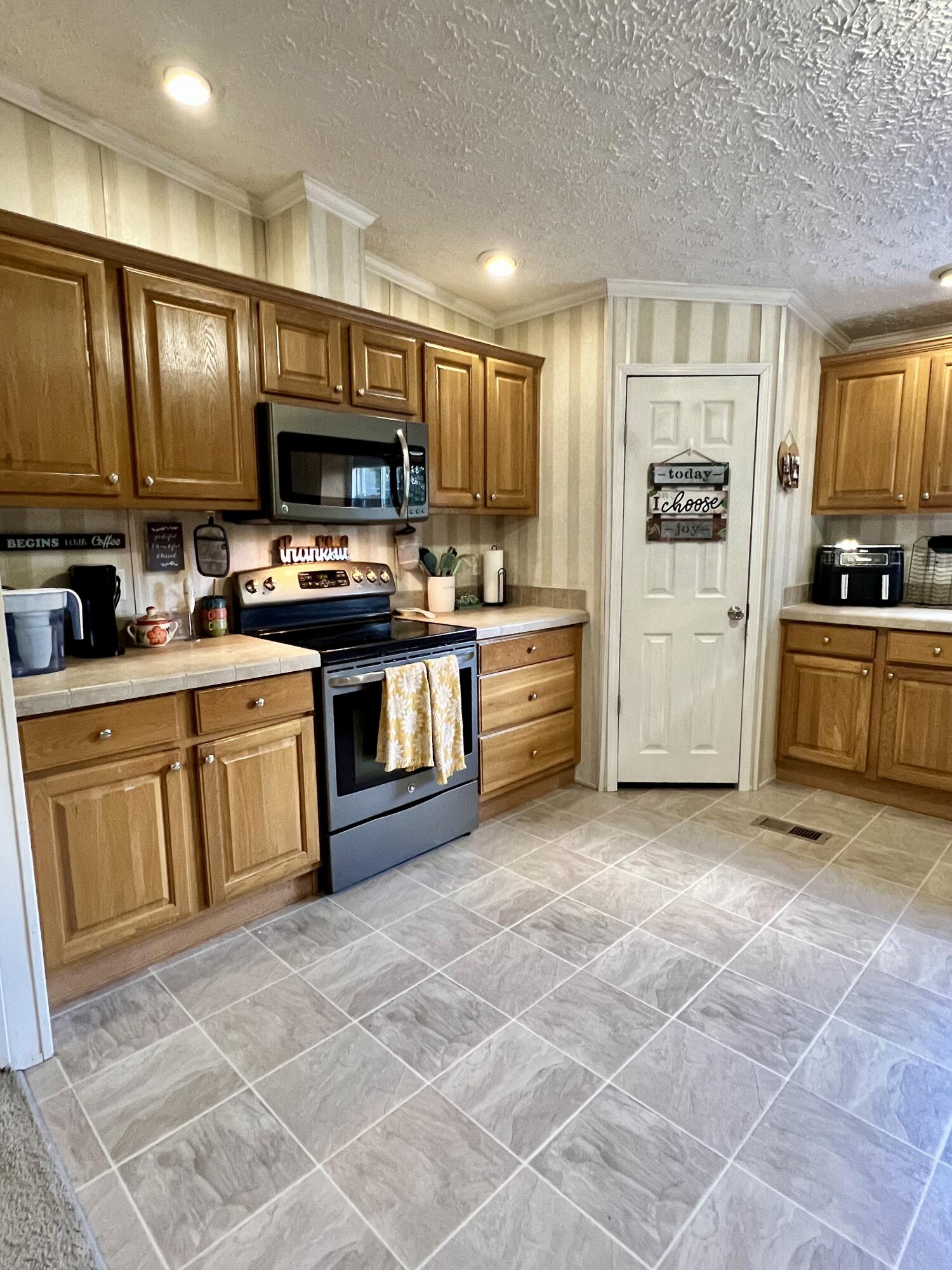1029 Martin Ward Road