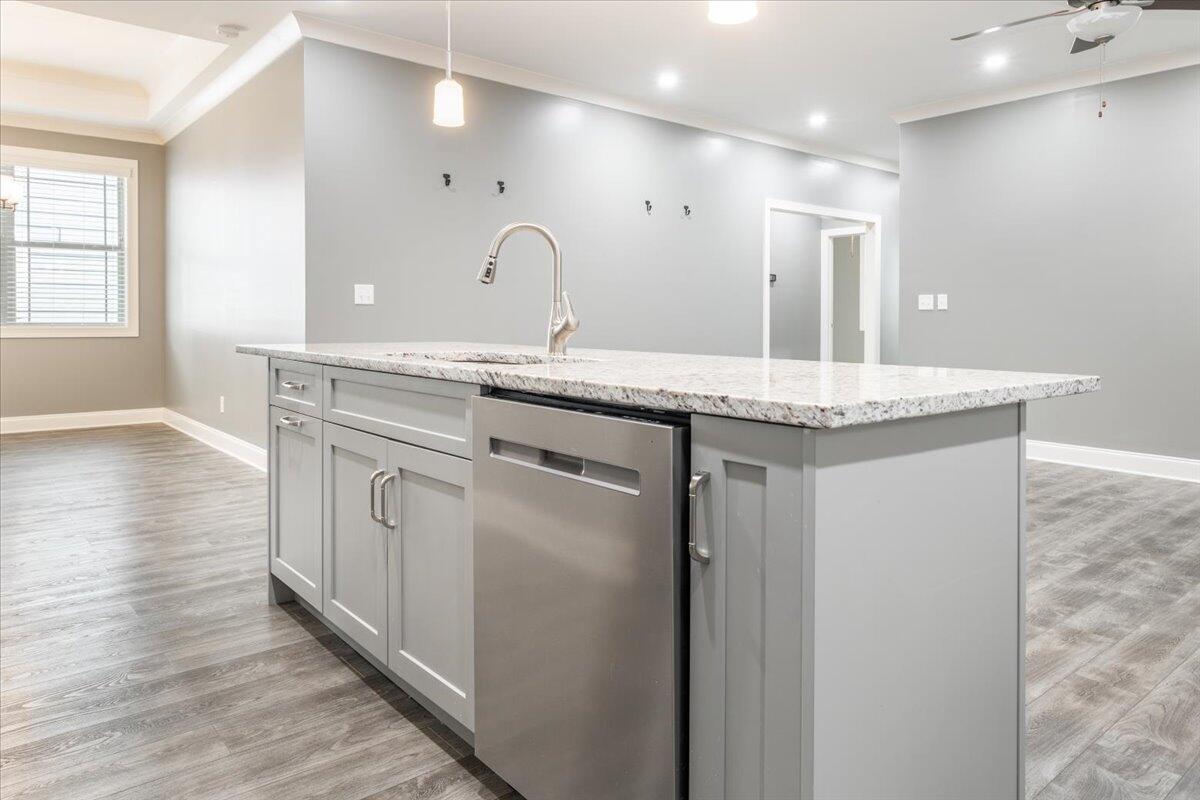 4046 Barnsley Loop