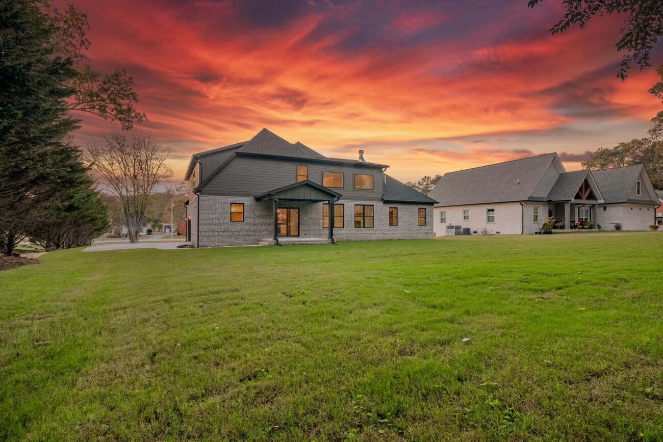 1697 Long Hollow Road