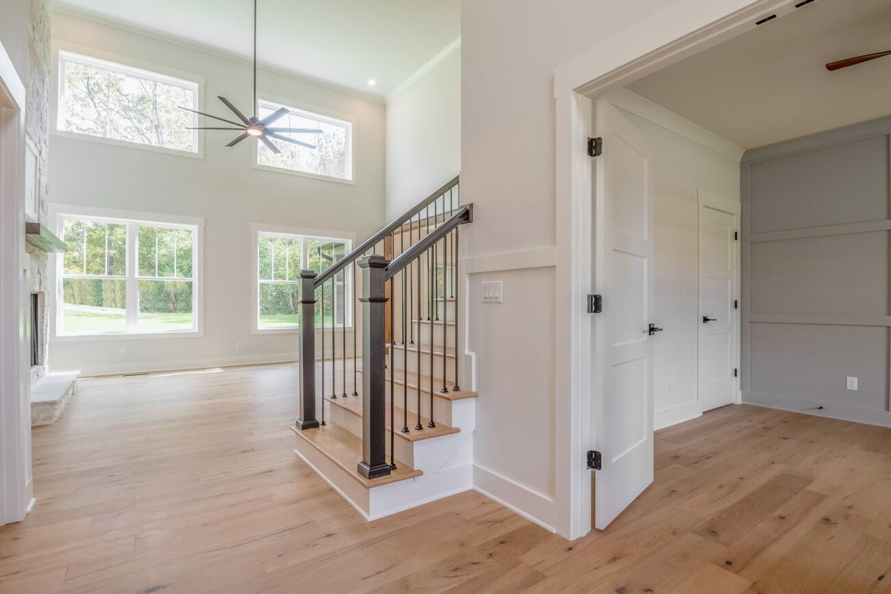 1697 Long Hollow Road