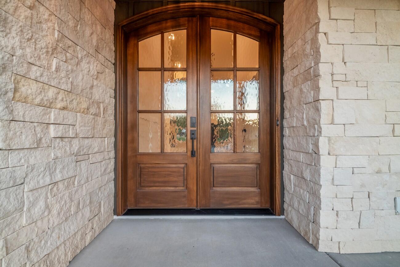 1697 Long Hollow Road